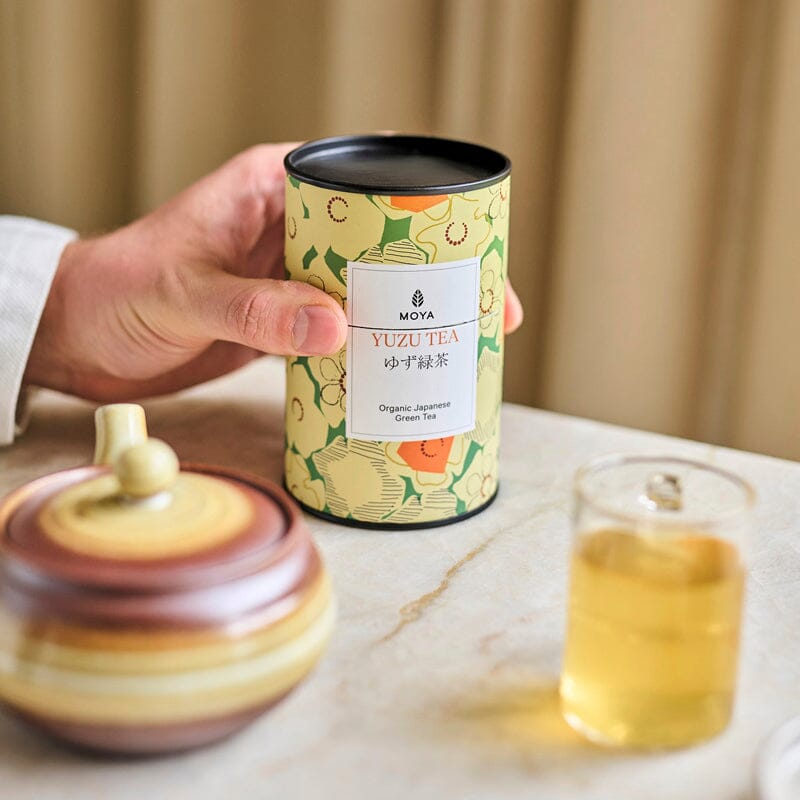 Japanischer BIO-GRÜNTEE mit YUZU